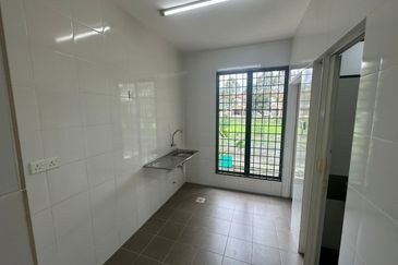 Double Storey House Amansara Puchong At Taman Puchong Prima