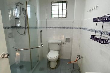 Emerald Hill, Taman Bukit Indah