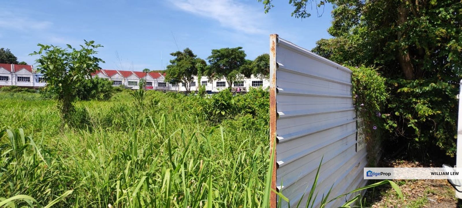 Commercial land for sale 2 (two) acres at Seri Manjung (Manjong ) town center, Perak, Manjung