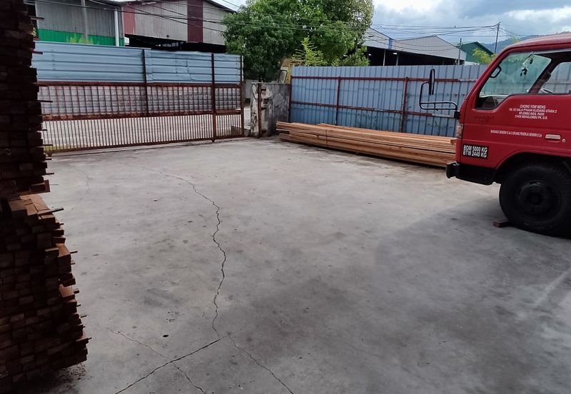 Detached factory at Menglembu, kawasan perindustrian bandar baru for sale