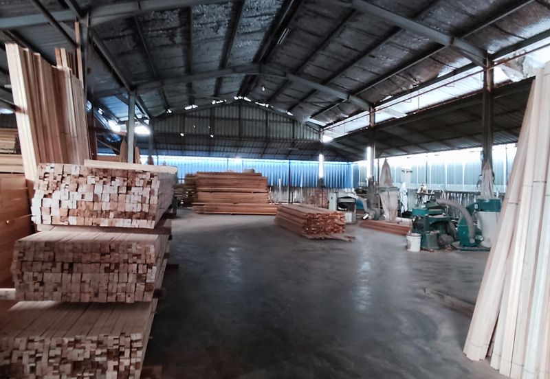 Detached factory at Menglembu, kawasan perindustrian bandar baru for sale