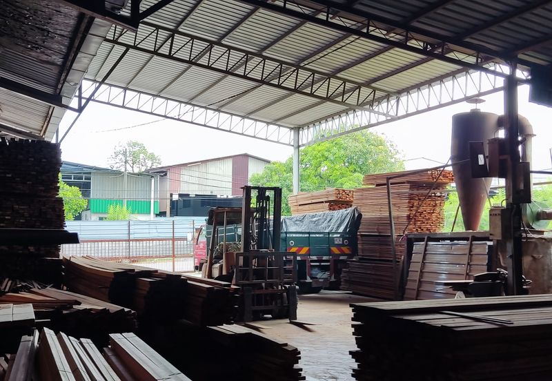 Detached factory at Menglembu, kawasan perindustrian bandar baru for sale
