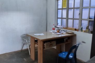 Detached factory at Menglembu, kawasan perindustrian bandar baru for sale