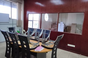 Pengkalan 1 industrial park (opposite the Bomba station