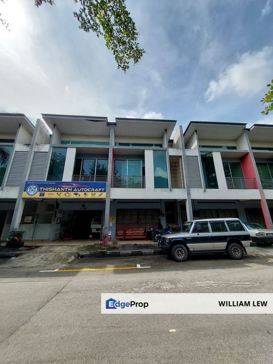 Shoplot near Aeon Big Falim, surrounded by commercial buildings and residential houses. 5 mins to Menglembu town., Perak, Menglembu