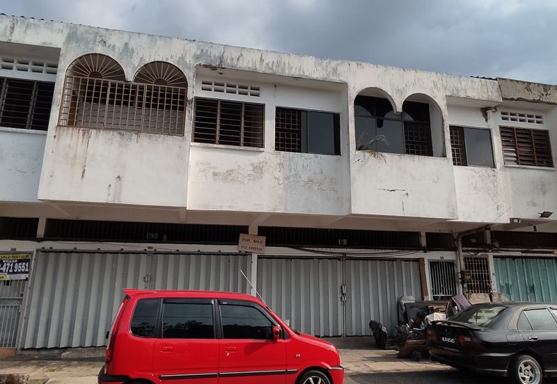 Double storey terrace shophouse 2 units, at Taman Badri Shah, surrounded by residential areas 