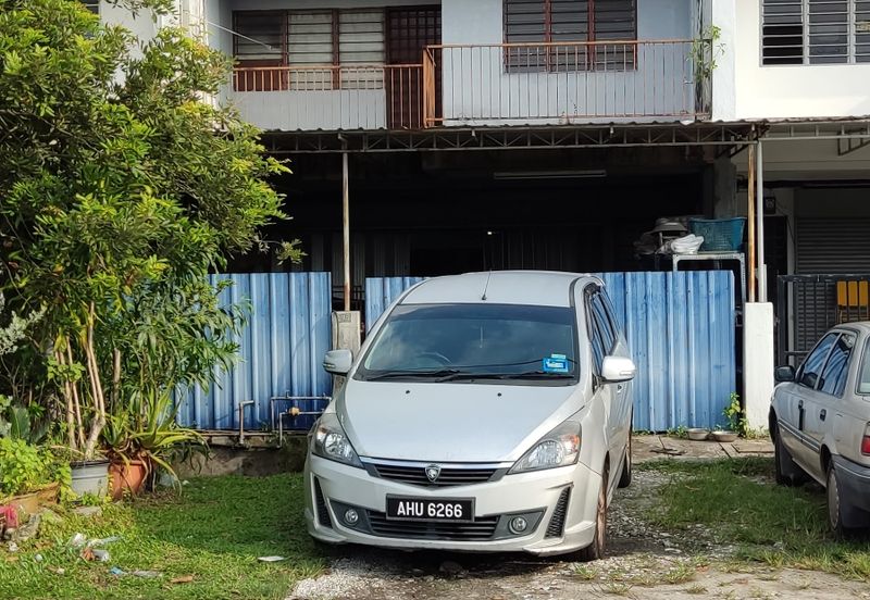 Double storey terrace house, Taman Badri Shah, Lahat