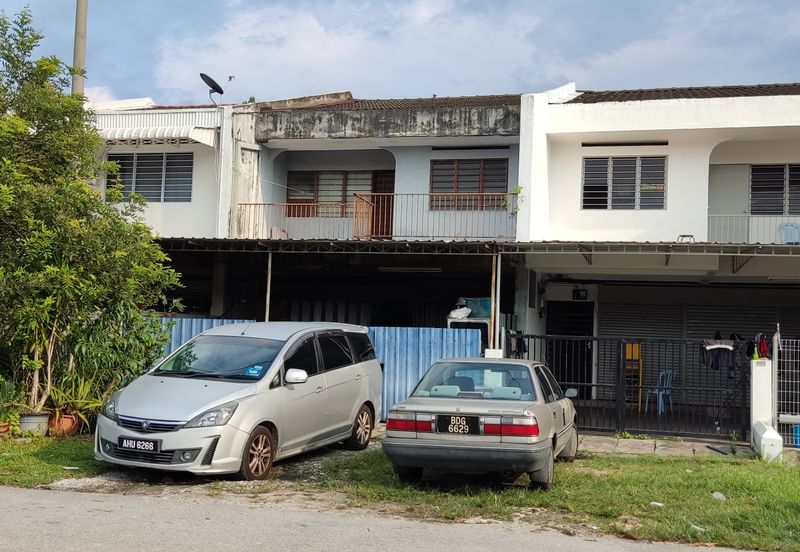 Double storey terrace house, Taman Badri Shah, Lahat
