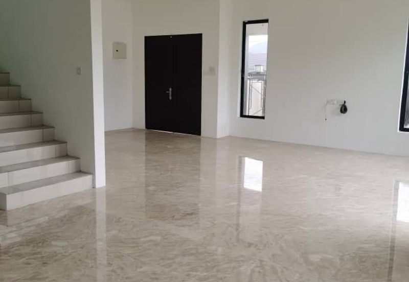 Semi detached house with basement at Ampang, Gunung Rapat areas, nice location for living your life 