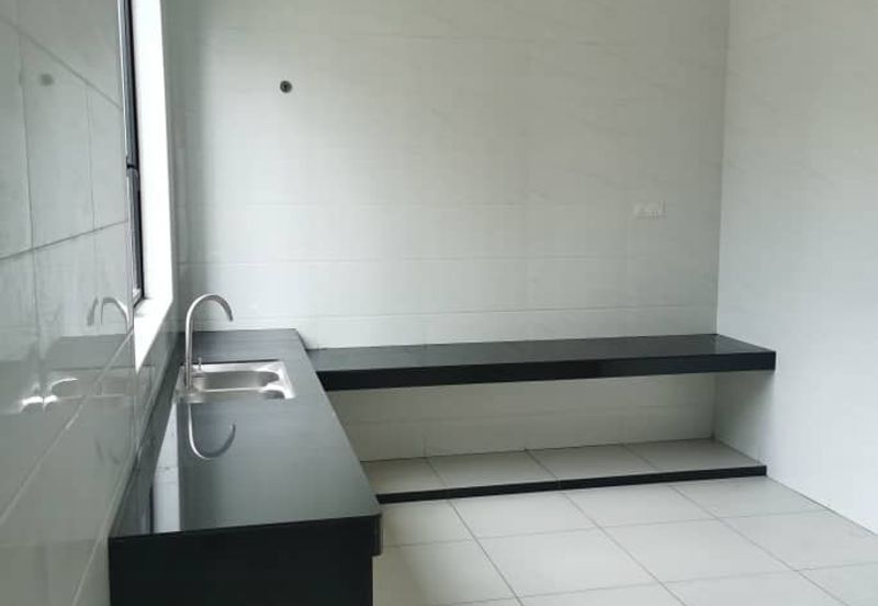 Semi detached house with basement at Ampang, Gunung Rapat areas, nice location for living your life 