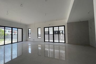 The Grand Thompson Residence