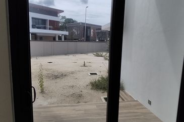 The Grand Thompson Residence