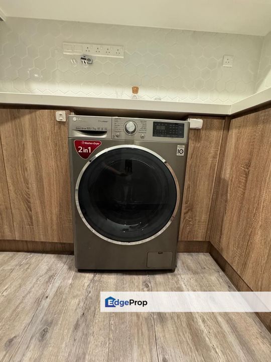 Sk One Residence Bukit Serdang Fully Furnished Nice Design For Sale, Selangor, Seri Kembangan