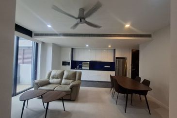 Arcoris Residences