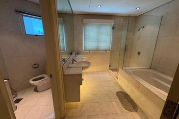 Suasana Sentral Condominium