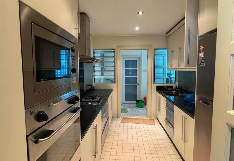 Suasana Sentral Condominium