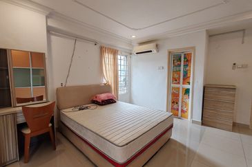 Pertiwi Indah Apartment