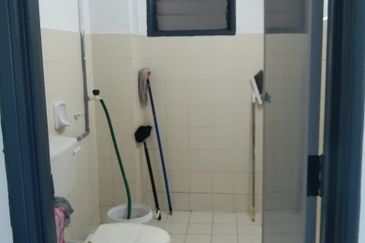 SL 11, Bandar Sungai Long