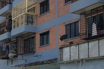 SL 11, Bandar Sungai Long