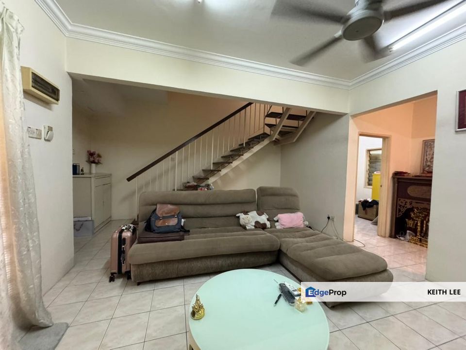 2 Storey Terrace House Fully Furnished Kitchen Extended Freehole Facing South For Sale, Selangor, Puchong