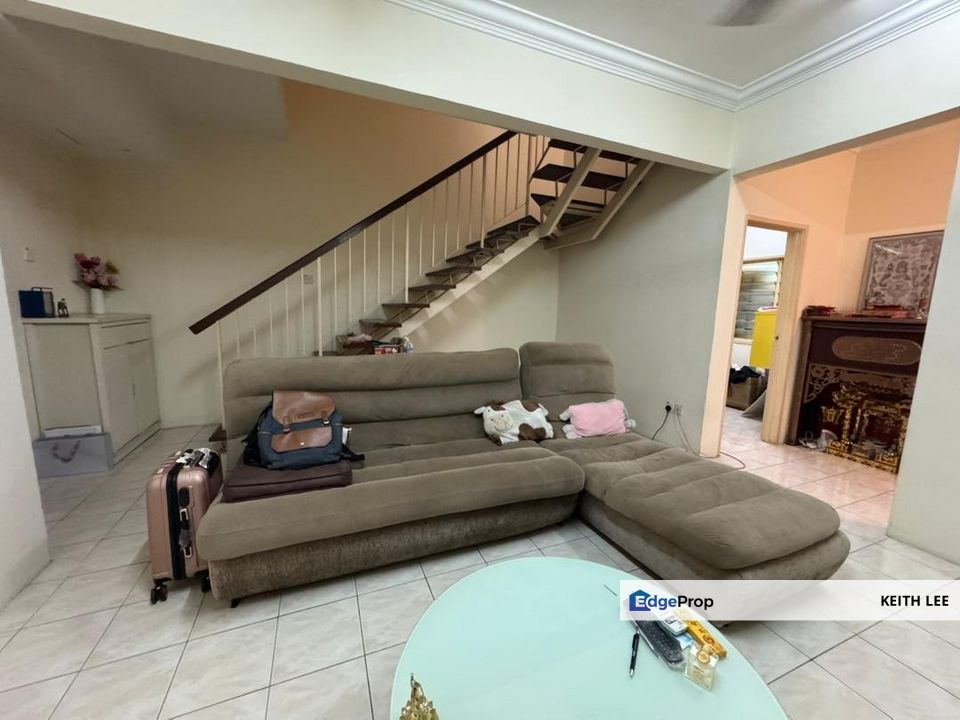 2 Storey Terrace House Fully Furnished Kitchen Extended Freehole Facing South For Sale, Selangor, Puchong
