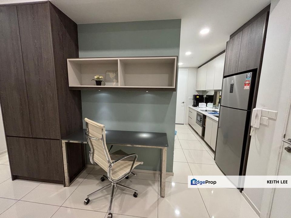 Robertson Residences Bkt Bintang Fully Furnished ID Design Facing KL Tower, Kuala Lumpur, Pudu