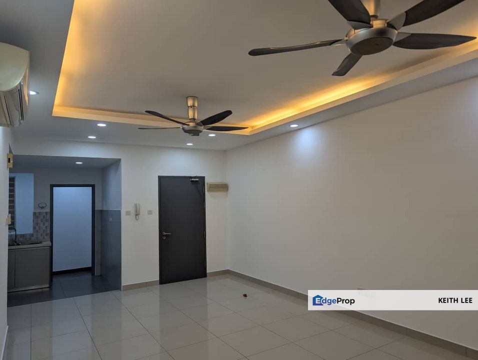 Park @ One South Serviced Residence Renovated Corner Unit For Sale, Selangor, Seri Kembangan