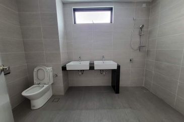 Lakefield Residences, Tropicana Heights