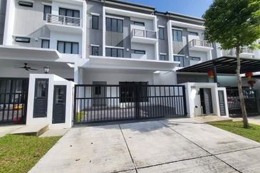 Lakefield Residences, Tropicana Heights