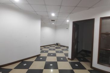 3 Storey Shoplot Office Jalan Tanming Permai For Rent With Basement Level Tanming Jaya Balakong 