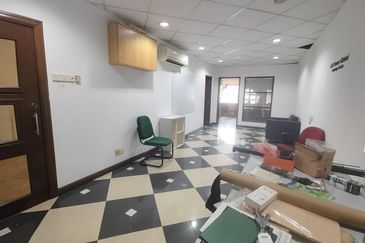 3 Storey Shoplot Office Jalan Tanming Permai For Rent With Basement Level Tanming Jaya Balakong 