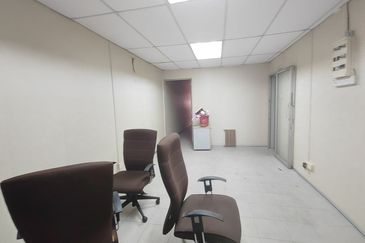 3 Storey Shoplot Office Jalan Tanming Permai For Rent With Basement Level Tanming Jaya Balakong 
