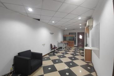 3 Storey Shoplot Office Jalan Tanming Permai For Rent With Basement Level Tanming Jaya Balakong 