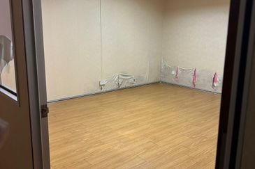 3 Storey Shoplot Office Jalan Tanming Permai For Rent With Basement Level Tanming Jaya Balakong 