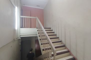 3 Storey Shoplot Office Jalan Tanming Permai For Rent With Basement Level Tanming Jaya Balakong 