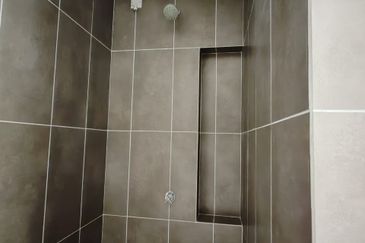 Lakefront Condominium | Emerald Hills @ Alam Damai