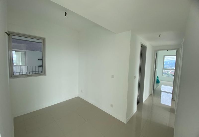 Lakefront Condominium | Emerald Hills @ Alam Damai