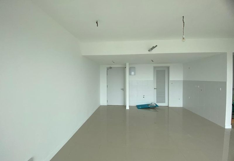 Lakefront Condominium | Emerald Hills @ Alam Damai