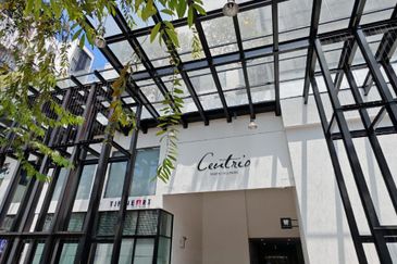 Centrio SoHo @ Pantai Hillpark