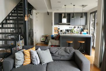 Centrio SoHo @ Pantai Hillpark