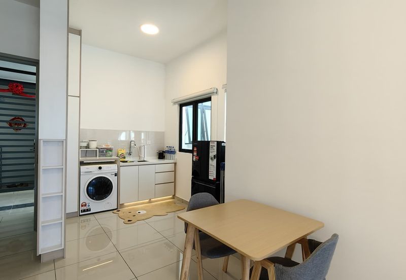 B11 Parkland Residence