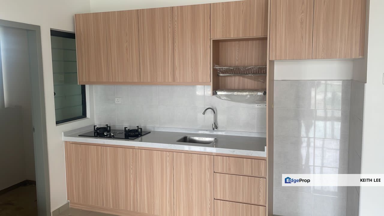 Parkland Residence Bt 11 Cheras Link Brigde 100 meter MRT Station For Sale , Selangor, Cheras