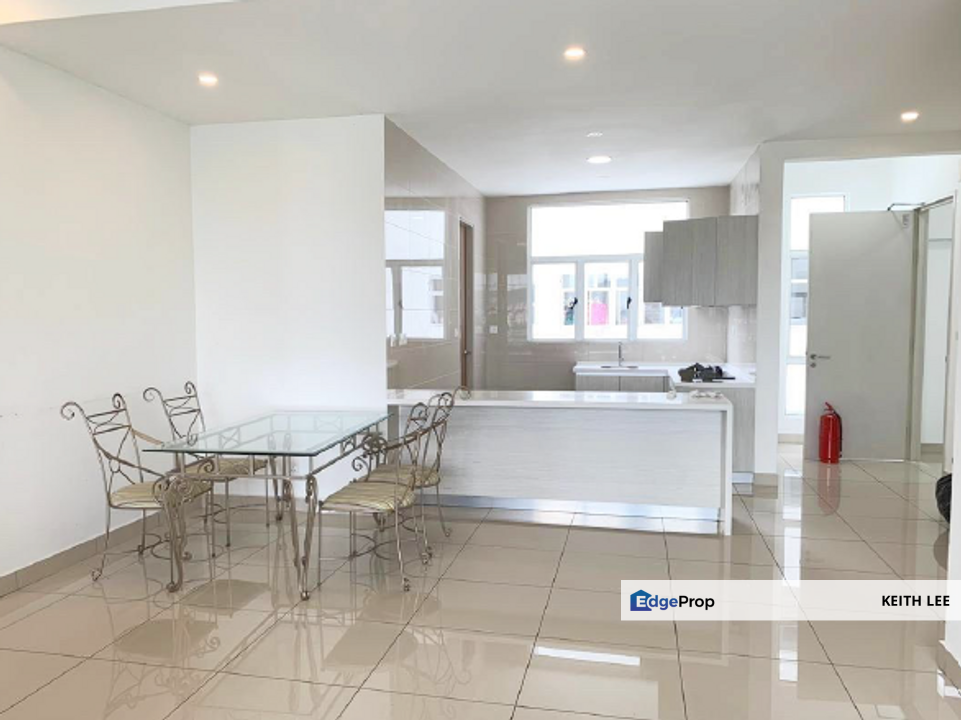 Green Residence Condominium Bt 9 Cheras Fully Furnished with 2 Balcony Value To Buy , Selangor, Batu 9th Cheras