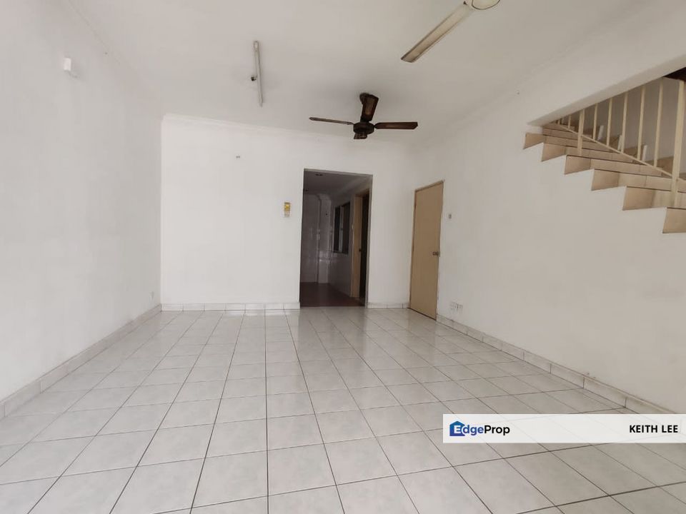 2 Storey Terrace House Taman Puchong Utama Fully Extended Kitchen For Rent, Selangor, Puchong