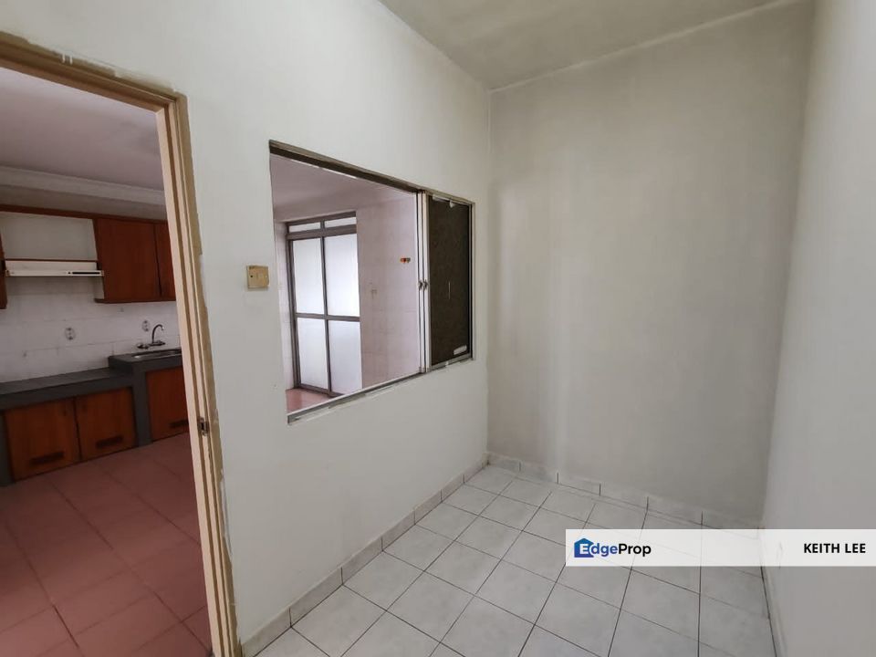 2 Storey Terrace House Taman Puchong Utama Fully Extended Kitchen For Rent, Selangor, Puchong