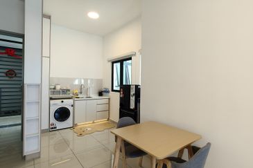 B11 Parkland Residence