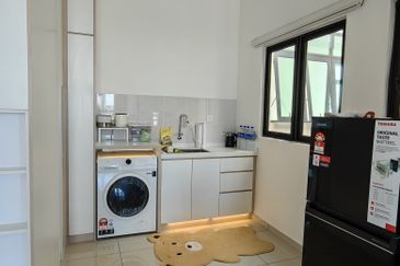 B11 Parkland Residence