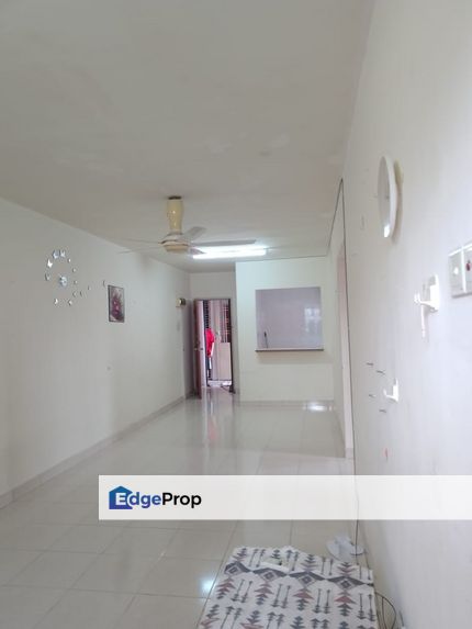 Partial Furnish RM 1100 , 3 Bedrooms in Aliran Damai Apartment Bandar Damai Perdana Alam Damai Cheras, Kuala Lumpur, Cheras