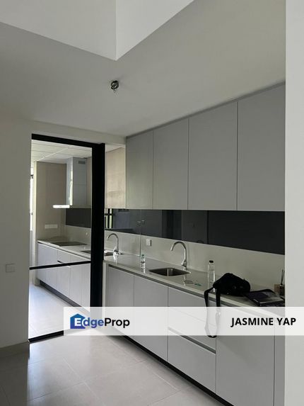 Brand New Unit Condo in Astrea Residence Mont Kiara Kuala Lumpur, Kuala Lumpur, Mont Kiara