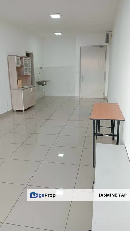 Kepong Condo in Trinity Lemanja Partly Furnish near MRT , Kuala Lumpur, Kepong